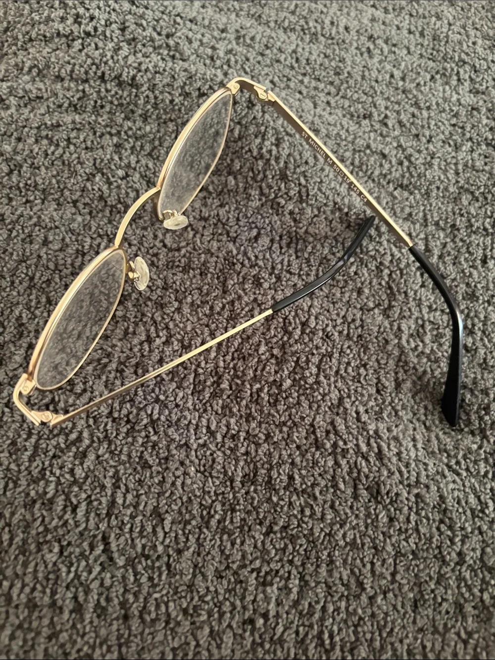 Round Metal Blue Light Glasses in Gold and Black